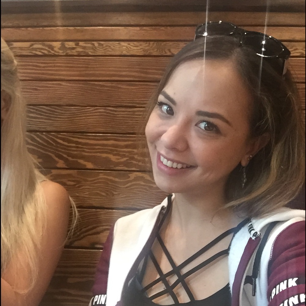 Meet your Posher, Rachel